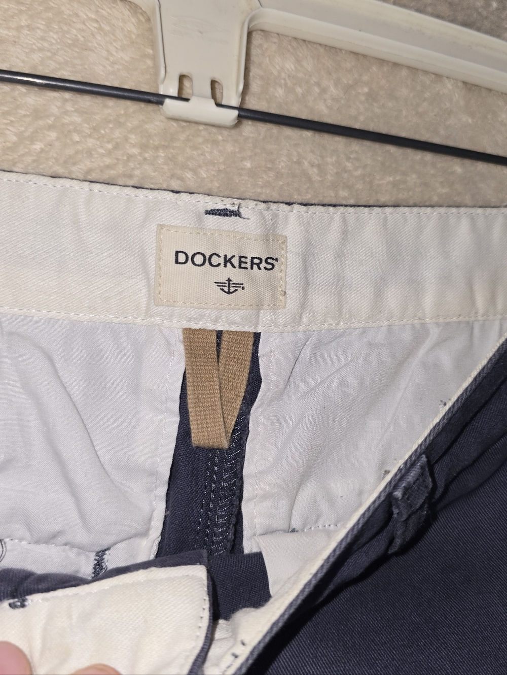 Dockers Khaki Deim Logo Faded Navy Blue Casual Cotton Chino Shorts Size W29 - Picture 2 of 7